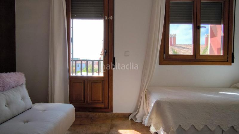 Foto 1739ddf0-fb12-4c77-9cbc-47887ea52474. Casa adossada amb aparcament piscina a Costa Esuri Ayamonte