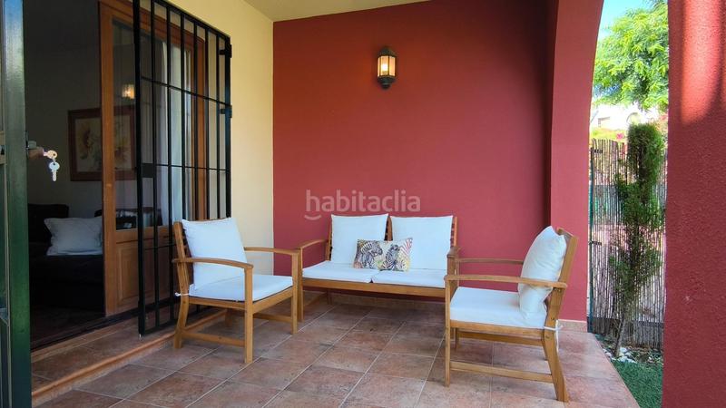 Foto 34772822-e7fb-4e42-9e47-4c1b1ec7fb53. Casa adossada amb aparcament piscina a Costa Esuri Ayamonte