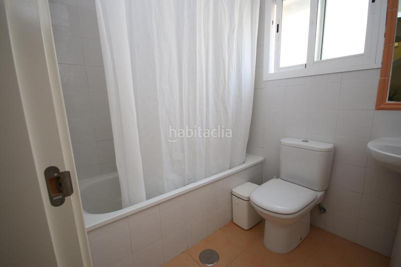 Foto aa43dcf9-c058-477d-939d-730b8fb5a989. Reihenhaus mit parking pool in Costa Esuri Ayamonte