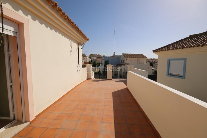 Foto c64fa86b-d132-4a28-9e72-f3dc6b76958d. Reihenhaus mit parking pool in Costa Esuri Ayamonte