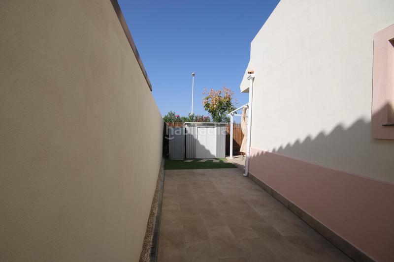 Foto d72debe9-e609-4979-b7f9-6323d2011687. Reihenhaus mit parking pool in Costa Esuri Ayamonte