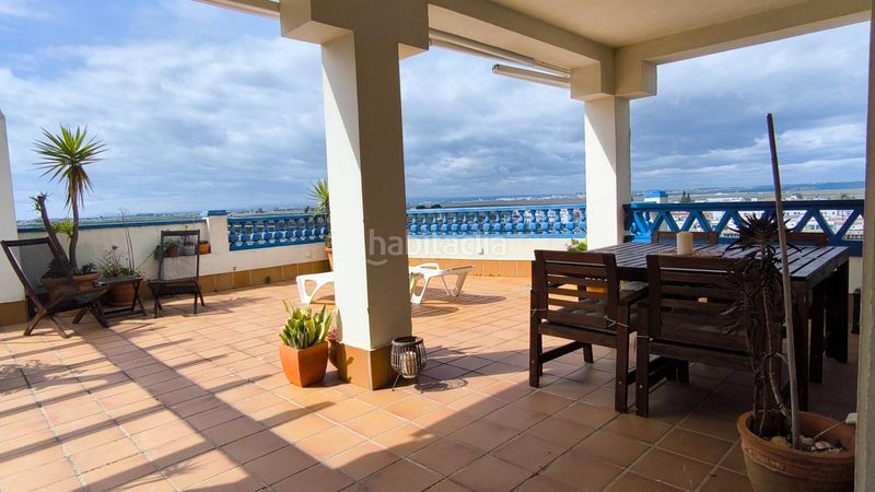 Foto 89b85b12-8d95-4db3-b01c-7b52cd8af7a4. Dachwohnung mit parking pool in Punta del Moral Ayamonte