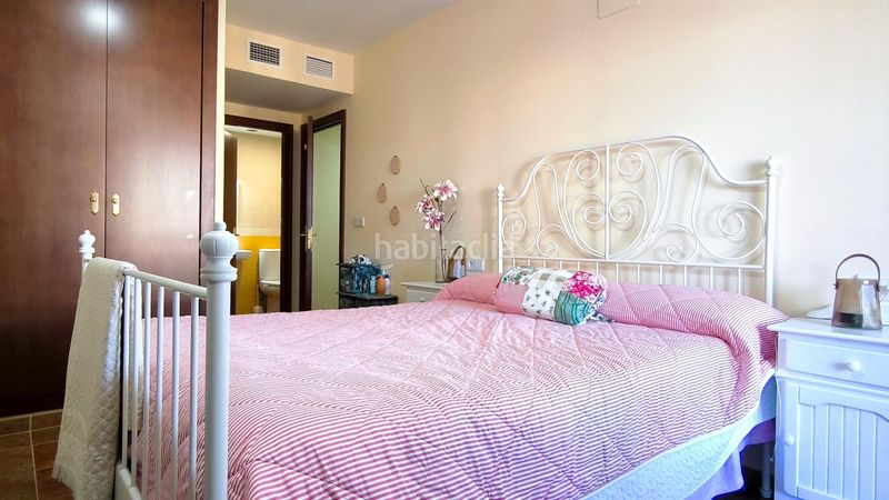 Foto 944d213b-a77f-4e11-a80d-f182513c945f. Apartament amb aparcament piscina a Costa Esuri Ayamonte