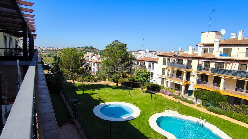 Foto fa8645e0-207a-4fd7-9324-6e7b291d9f9b. Apartament amb aparcament piscina a Costa Esuri Ayamonte