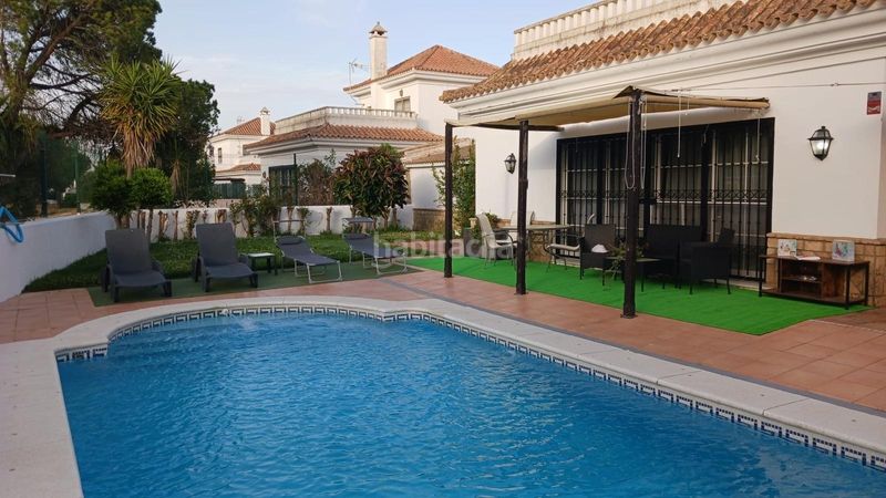 Foto 903de0b9-6a1b-45f6-9e05-a2f4f02f3344. Xalet amb aparcament piscina a El Portil