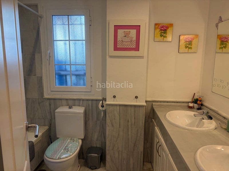 Foto b2723d0d-718a-4317-a3d5-3c5008e46363. Xalet amb aparcament piscina a El Portil