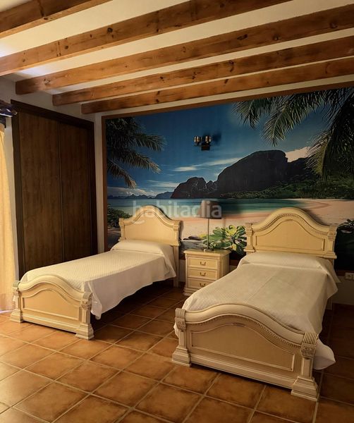 Foto 4cd9d95f-b278-4b3b-93fc-8df98afd7e96. Edificio in Turre