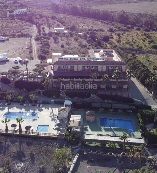 Foto ccf1224b-eee3-4eae-b6f4-a00848a6e27b. Edificio in Turre