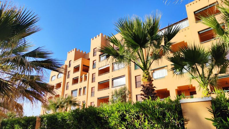 Foto b36bae55-3e94-4af8-a80e-71b2affc43b8. Location appartement avec parking piscine dans Isla Canela Ayamonte