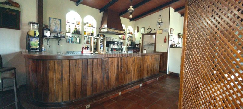Foto 218da939-a975-4cea-b039-ab960f5d162c. Masia amb piscina a Lapa (La)