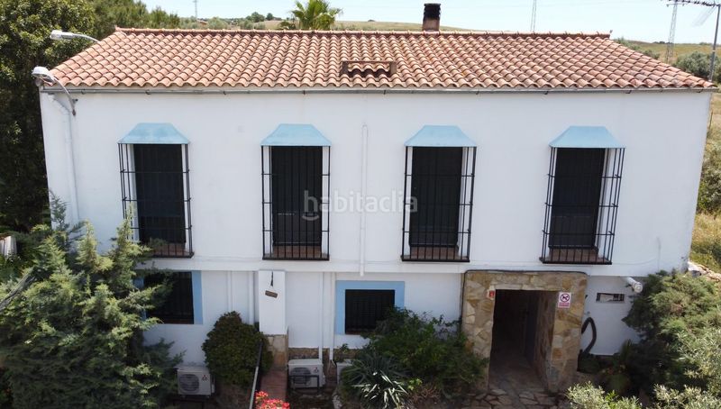 Foto 54994947-b514-482e-a45a-f2bdfbd87d02. Masia amb piscina a Lapa (La)