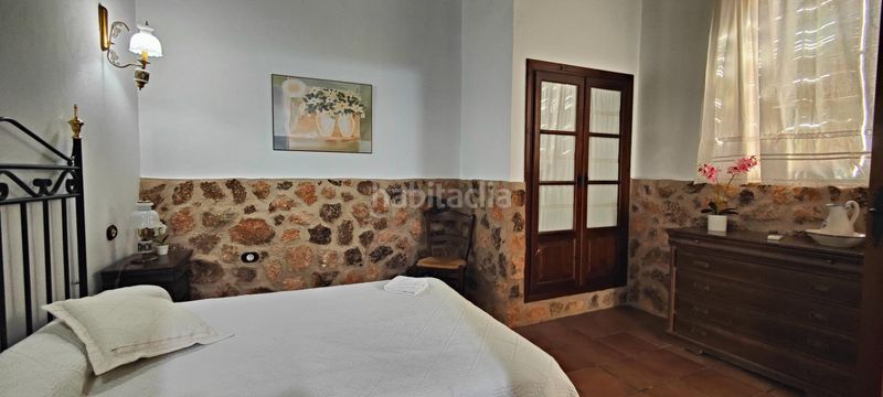 Foto a17f4559-1c8f-479c-9697-058ab78373fc. Masia amb piscina a Lapa (La)
