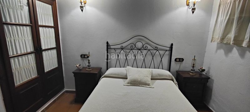 Foto a5ff58ff-9e68-453b-adc2-3872d69cb7ec. Masia amb piscina a Lapa (La)