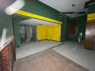 Local Comercial  Calle ginés martín. Local comercial en venta en calle ginés martín, huelva  133 m2