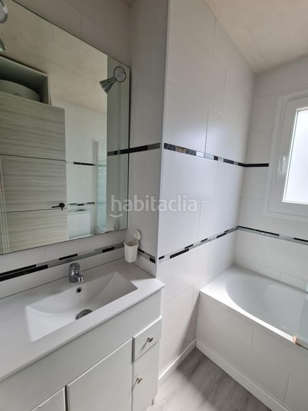 Foto 7769d2d0-5307-4d2b-a9e4-bdbb87f6e875. Apartament amb aparcament a La Antilla