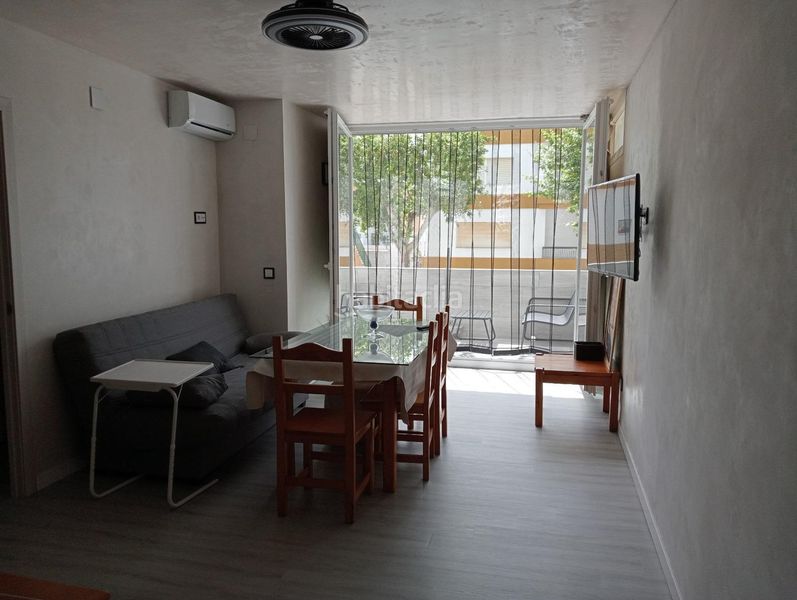 Foto f95b60c0-e0c7-4123-aa3b-95cd484b7198. Apartament amb aparcament a La Antilla
