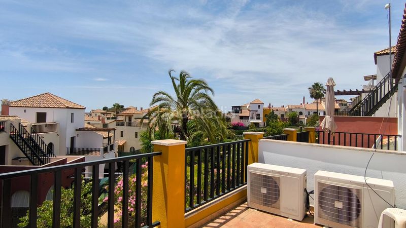 Foto d625e5c7-2832-4590-b6fc-f983ae5a6c2a. Casa adossada amb aparcament piscina a Costa Esuri Ayamonte