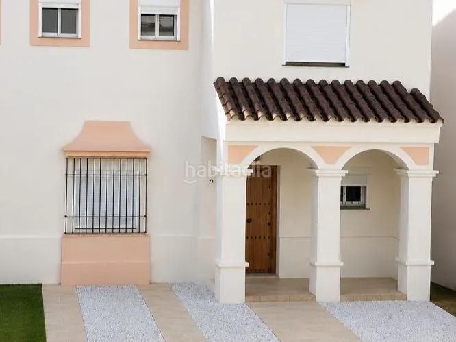 Foto 1c78ac39-6e0d-4aca-87b9-754d45cc8bd5. Casa adossada amb calefacció aparcament piscina a Ayamonte