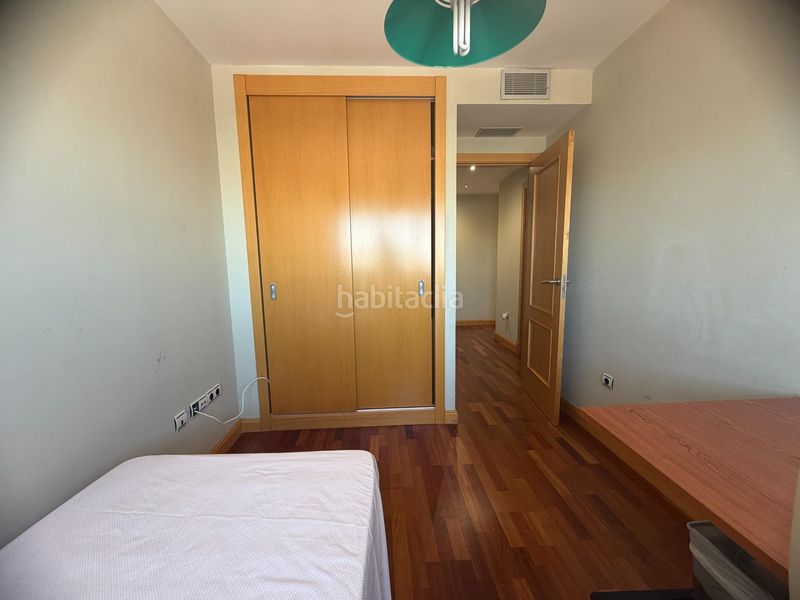 Foto f033d0ac-c3d2-4dd5-9d07-f8e2a069bbaf. Pis amb calefacció piscina a Pescadería Huelva