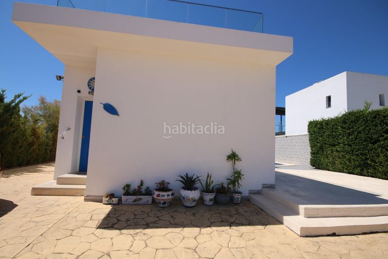 Foto d6942e4a-544a-4df9-b320-4b59b3f87480. Xalet amb aparcament piscina a Costa Esuri Ayamonte