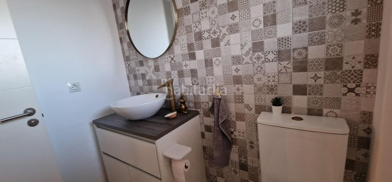 Foto be50fd39-570e-43b4-92ab-c0479d941369. Casa adossada amb aparcament piscina a Costa Esuri Ayamonte