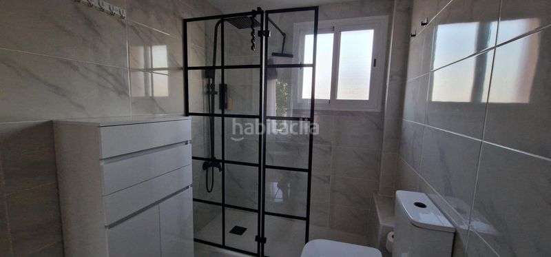 Foto c854f121-a01d-4b97-b7a7-2a7bc34582fd. Casa adossada amb aparcament piscina a Costa Esuri Ayamonte