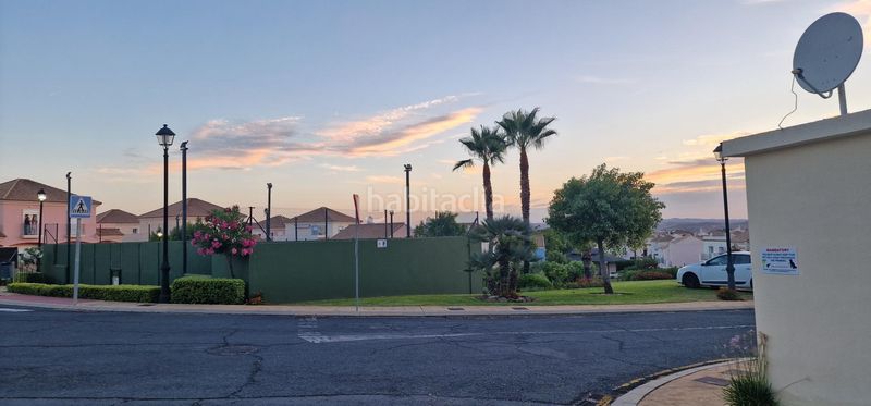 Foto fa5a7e3b-6676-4271-b45c-749b3a0cad80. Casa adossada amb aparcament piscina a Costa Esuri Ayamonte