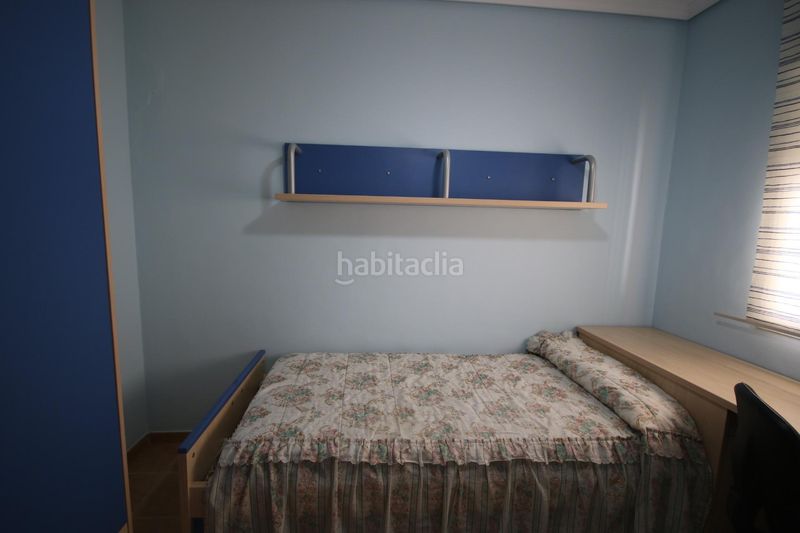 Foto 060a52dd-4b81-42c9-86b4-7aa447a9c393. Xalet amb aparcament a Almendro (El)