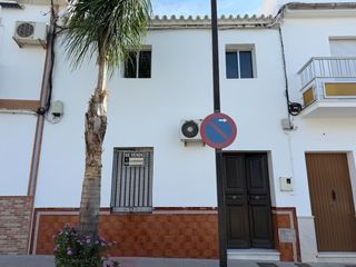 Haus  Calle fontanilla. Gran oportunidad en beas! auténtica casa de pueblo con entrada y