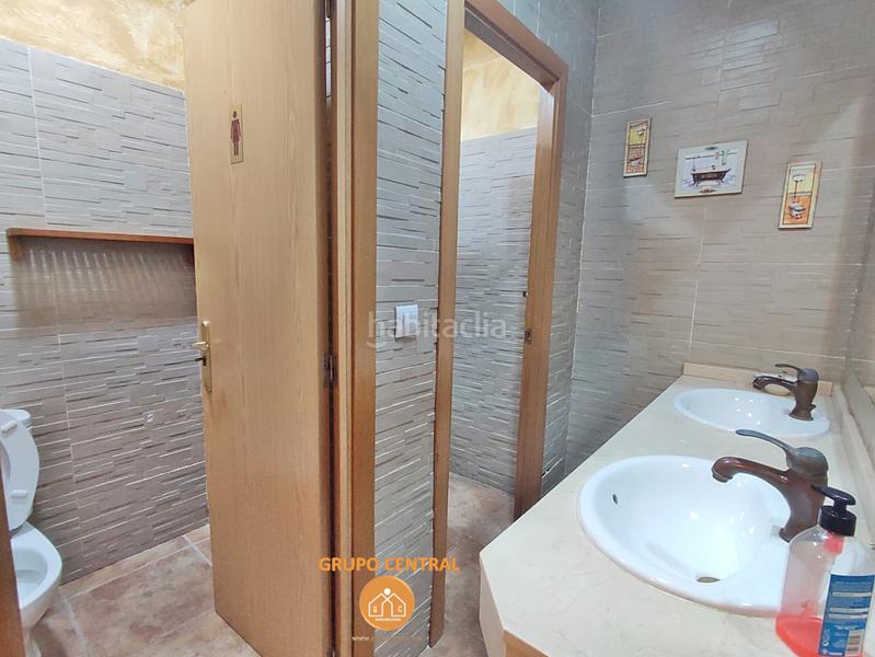 Foto 4b089918-a277-402e-8f60-9d461f08540d. Local commercial avec chauffage dans Palos de Moguer Madrid