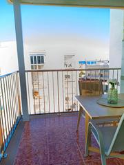 Appartement à Maritim. Piso con ascensor. recien reformado  a 2 minutos de platja llarg