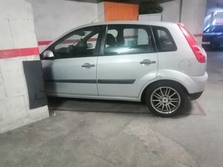 Autoparkplatz in Carrer de ramon rocafull 71. Parking en venta para coche mediano/pequeño