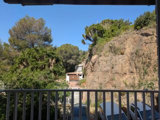 Pis a Carrer de mühlberg 28. Piso amplio con balcon y vistas panoramicas.  facil acceso