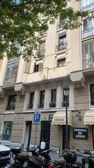 Pis en Cortes-Huertas. Oportunidad en barrio de cortes madrid