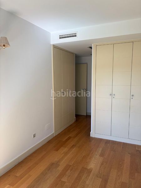Foto 82f687b5-fc8e-43c7-8b2c-b8fadeaffd1c. Rent flat with heating pool in Legazpi Madrid