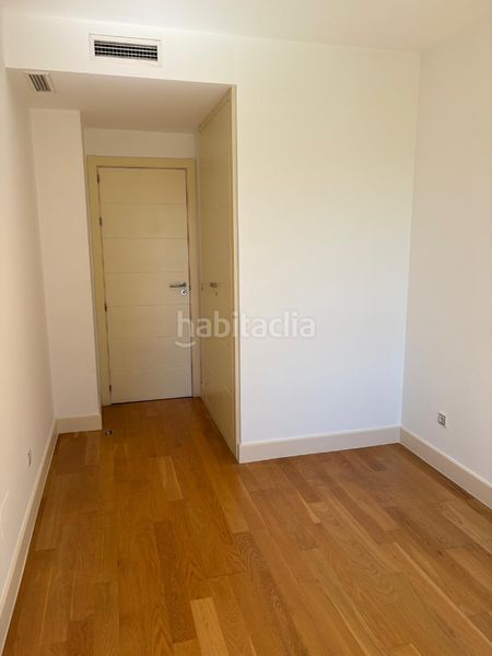 Foto e42603ac-a447-44d6-9147-0a3dcd4c0982. Rent flat with heating pool in Legazpi Madrid