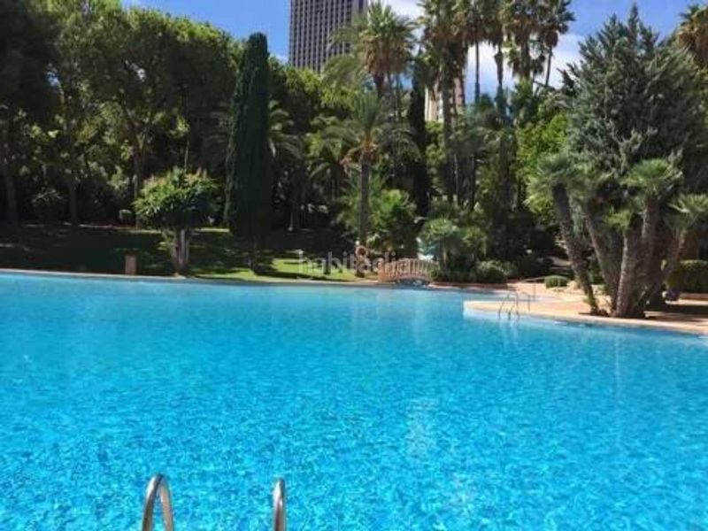 Foto 1b0cc57c-2e22-4063-872c-d54cfc4caab8. Pis a Playa Poniente Benidorm