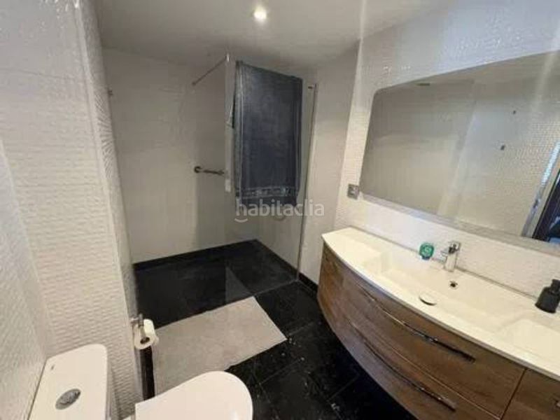 Foto 4b965990-bad3-4c29-a680-97933f184cf6. Rent flat in Playa Levante Benidorm