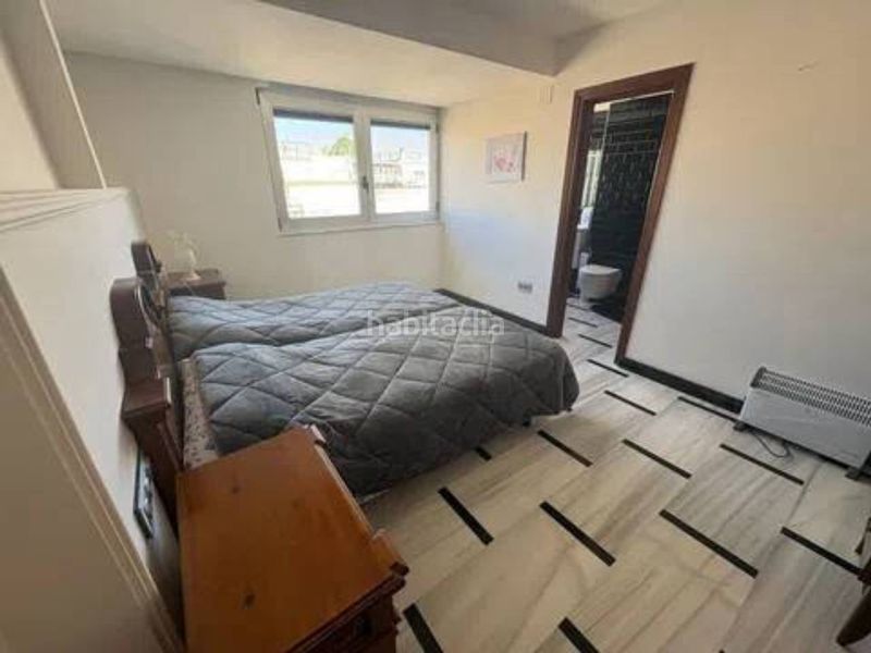 Foto f65a02eb-9409-4dac-9110-155b37a4a270. Rent flat in Playa Levante Benidorm