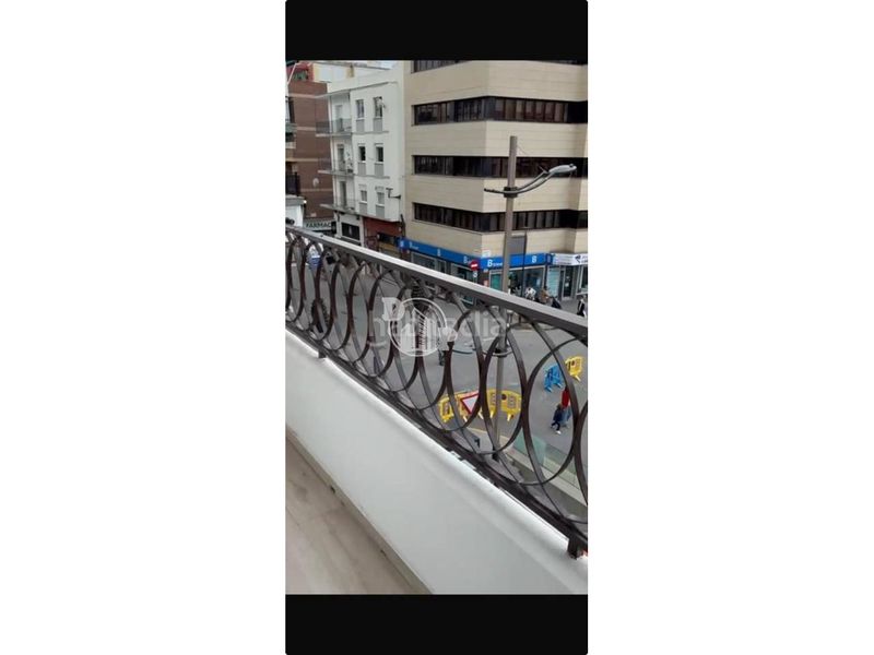 Foto 761b2deb-3492-4307-abdc-e7b46a2bd7f5. Pis a Centro Urbano Benidorm