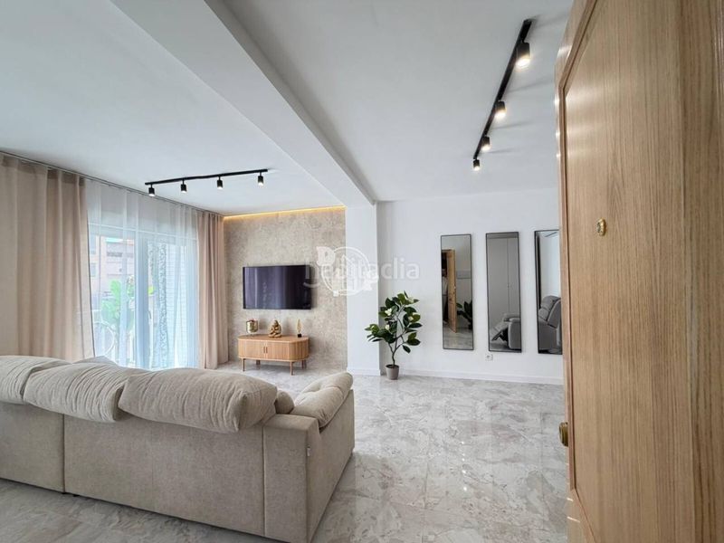 Foto b1c63f7c-9335-41c7-864d-41a6f2fe2fff. Apartament a Centro - Muelle Pesquero Torrevieja