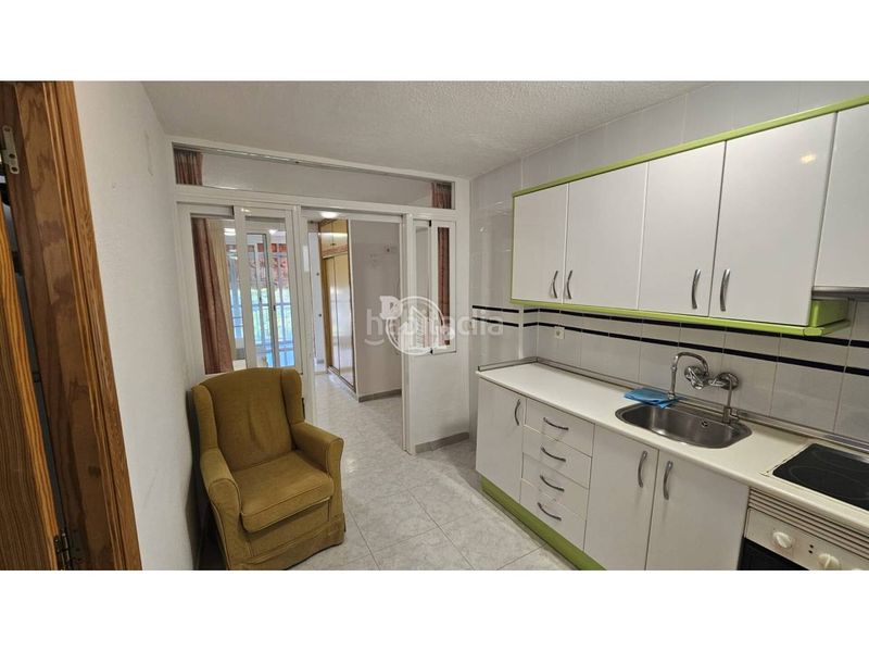 Foto 7603df8e-fed5-44cf-a54c-125aa3bd78ca. Flat with parking pool in Colonia Madrid Benidorm