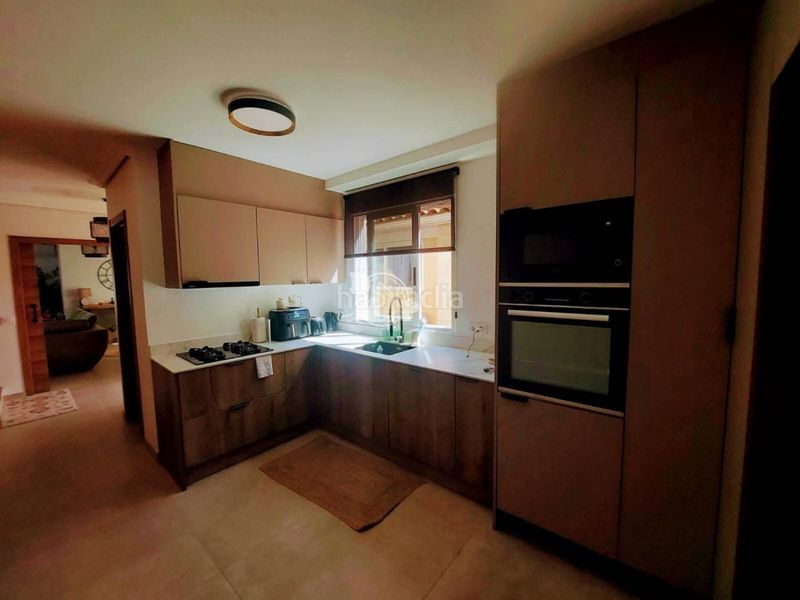 Foto aa8d064f-5909-4608-83c8-ce42225d3155. Casa aparellada a Rincón Alto Benidorm