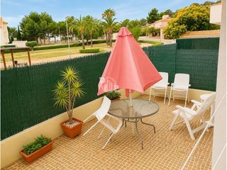 Pis  Calle serra bernia. Piso en venta en la nucia