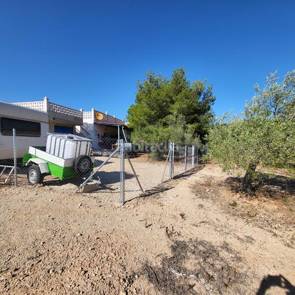 Foto c1ef04f9-865a-41c3-a6d6-46a3ee0dfc21. Masia amb piscina a Perelló (El)