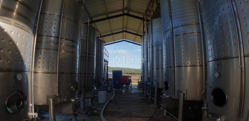 Foto 228abeb8-0288-43e5-bf31-4c539b509554. Masia a Perelló (El)