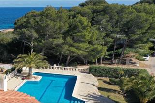 Xalet a Les Tres Cales. Único y exclusivo gran chalet de 174 m2, en primera línea de pla