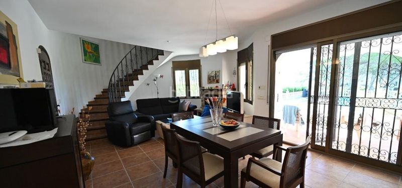 Foto 1c779e7c-484f-4743-8adb-524ec765ccb1. Chalet único y exclusivo gran chalet de 174 m2, en primera línea de playa en Ametlla de Mar (L´)
