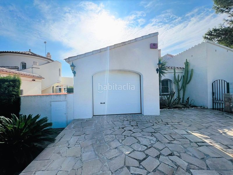 Foto 29fefd45-94b5-4570-842b-feb33012eda9. Chalet único y exclusivo gran chalet de 174 m2, en primera línea de playa en Ametlla de Mar (L´)