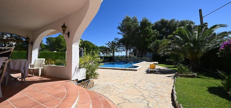 Foto 793f079d-a584-4473-af23-fea1c24386d6. Chalet único y exclusivo gran chalet de 174 m2, en primera línea de playa en Ametlla de Mar (L´)